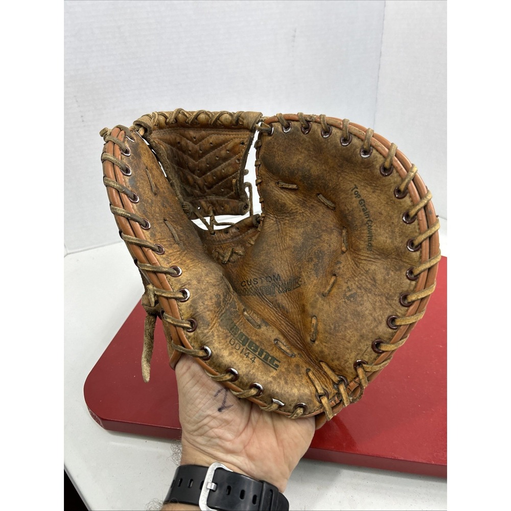 VTG Regent 00144 First Baseman RHT Baseball Glove Mitt‎ Brown Leather Korea